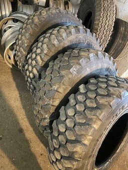 Pneu continental 12.5 r20