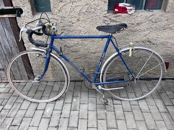 Jízdní kolo favorit