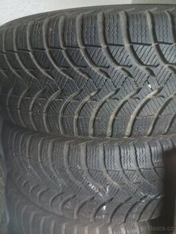 195/65R15 zinmí pneu Michelin Alpin
