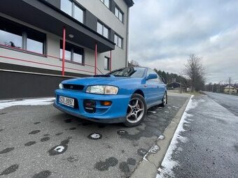 Subaru impreza GT GC8