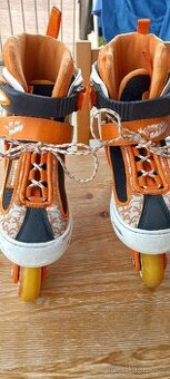 Divci rostouci brusle 28-31