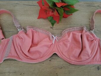 Nenošená kojící podprsenka Alles 65I