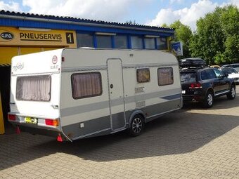 Fendt 496A Karavan- obytný přívěs