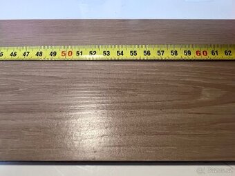 Samolepicí vinylová podlaha