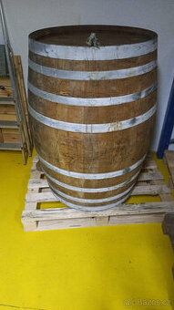 Dubový sud 500 l po rumu – na vodu, na zahradu