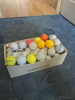 Golfové míčky
