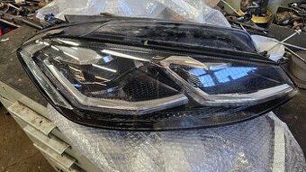 Přední LED světlomet Golf 7 MK7.5