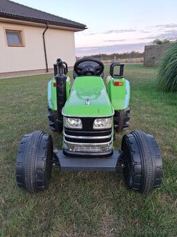 Dětský elektrický traktor