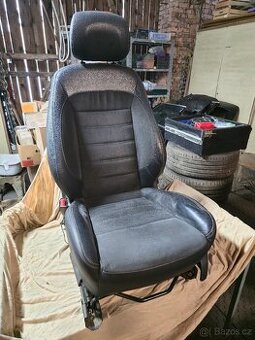 Alcantara sedačky Ford Mondeo MK4 kombi