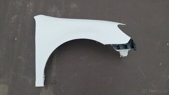 VW GOLF 6  - Blatník PP bílý LB9A