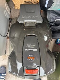 Prodám robotickou sekačku Husqvarna 310M