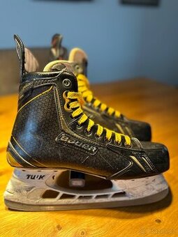 Brusle BAUER profi TOTAL ONE NXG