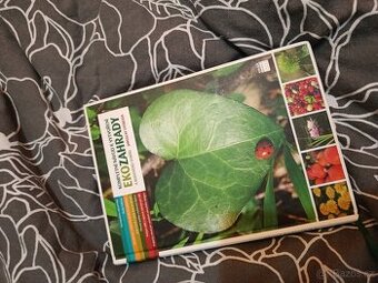 Kniha Kompletní návod k vytvoření Ekozahrady a rodového stat