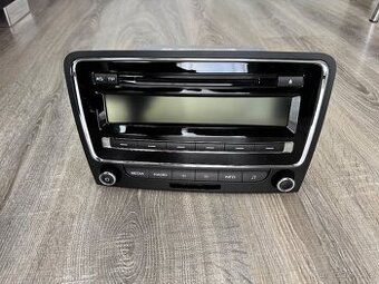 Autoradio SWING SUPERB 2008>