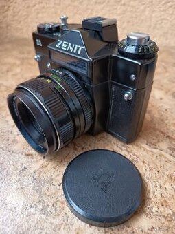 Zenit 11 + Objektiv Helios-44M-4 (M42)