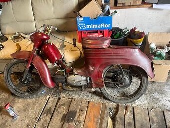 Jawa 555 +motor na 555 a nějaké nd