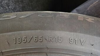Pirelli letni pneu 2 ks 195/65 R15