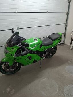 Kawasaki ninja zx6r