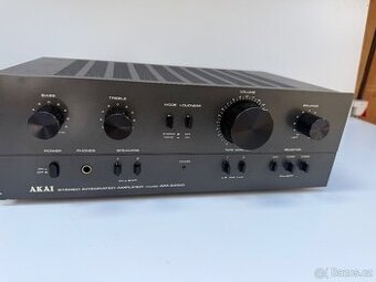 AKAI AM - 2250 VINTAGE STEREO ZESILOVAČ