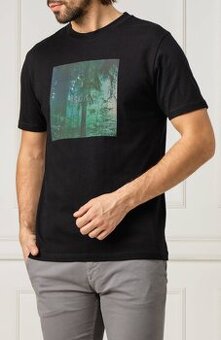 HUGO BOSS  STYLOVÉ PÁNSKÉ TRIČKO  XXL