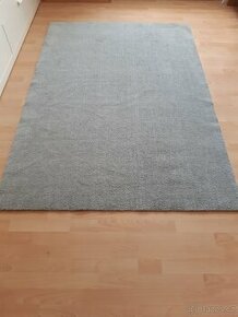 Velký šedý koberec - 1