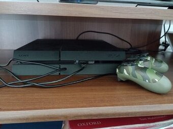 PS 4