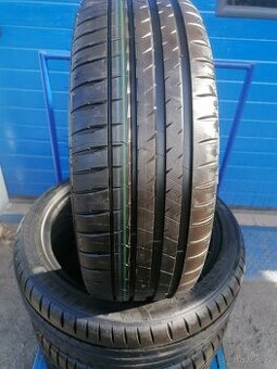 215/45/18 Michelin Pilot Sport