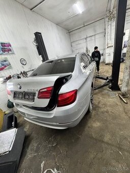 Prodáme díly z BMW F10 F11 530d 530xdrive 5er, motor, N57, m