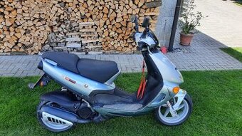 Aprilia SR 125