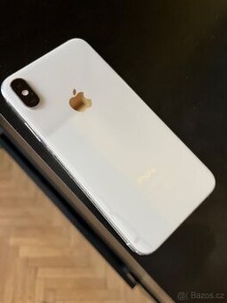 IPhone XS - prasklý displej