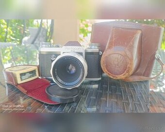 Pentacon FM + Carl Zeiss Jena Tessar 2.8/50mm – M42