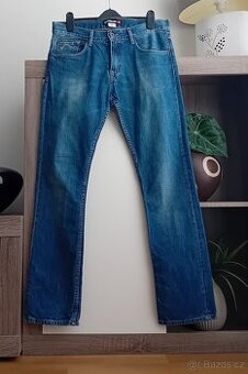 Quiksilver pánské Straight Fit džíny vel. M/32/32