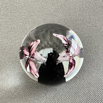 Skleněné těžítko Květiny 7.5 cm, hutní sklo