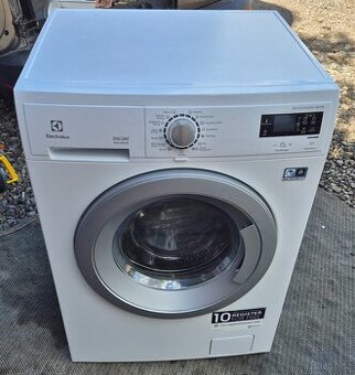 ELECTROLUX PARNÍ SE SUŠIČKOU ZÁRUKA DOPRAVA INSTALACE