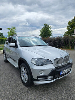 BMW X5 3.0d • M-paket • 2009 • CZ • Top výbava • Serviska