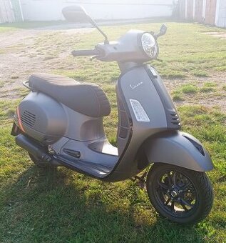 Vespa GTS 300 super sport