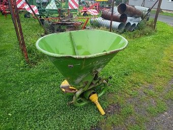 Práškovač Amazone 300 l