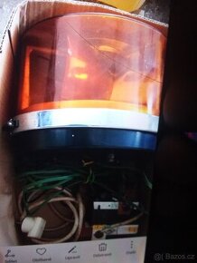 2 velke retro majaky