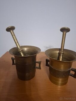 Starožitný mosazný hmoždíř