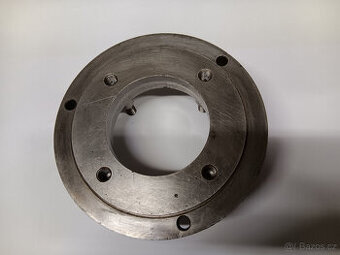 Příruba pod univerzální sklíčidlo 160.