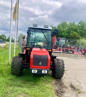 Malotraktor AGT 960 svahový speciál + kabina 50HP