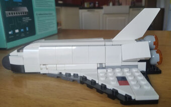 lego creator 3in1 raketoplán