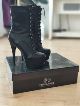 Dámské kozačky vel. 38 zn. Erogance