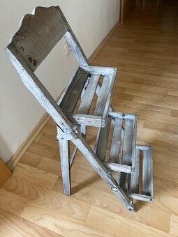 Světle šedý dekorativní stojánek, NOVÝ