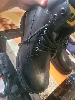 Černé kožené boty – vel. 42