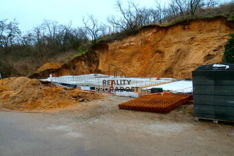 Prodej stavebního pozemku 344m2 se stav.pov. v Hodonicích, n