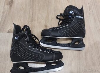 Nove panske lední brusle vel. 44