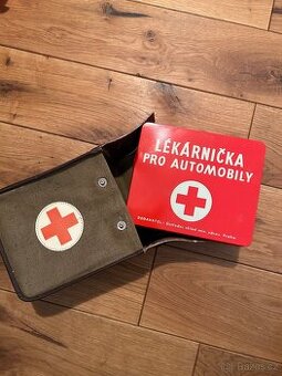 Vojenská autolékárnička