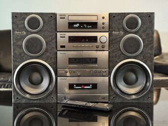 Hitachi HiFi věž s ovladačem