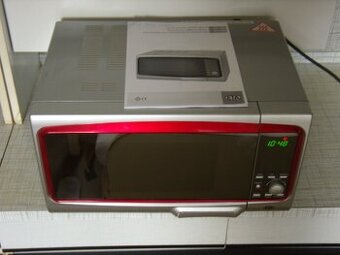 Prodám MIKROVLNNOU TROUBU S GRILEM zn. Eta 0206